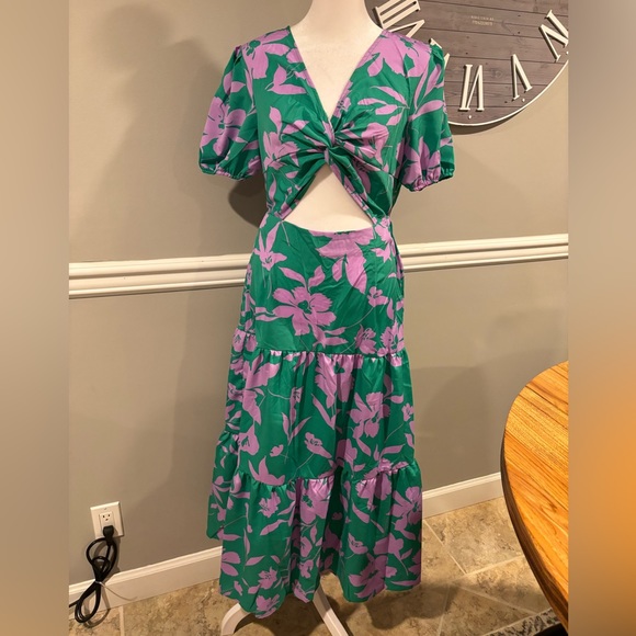 SHEIN Dresses & Skirts - Women's Spring/Summer Stunning Dress - Size Medium 6